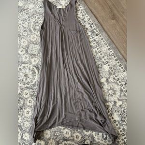 Heart hips grey flowy dress